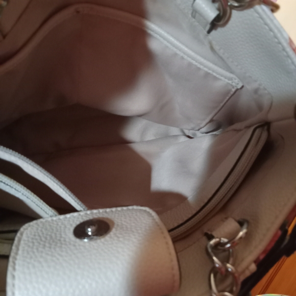 Dana Buchman Purse⁸ - Picture 7 of 8